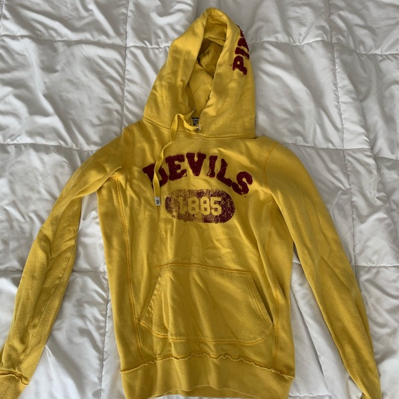 PINK Victoria's Secret Tops - Victoria’s Secret Pink ASU Sun Devils Sweatshirt PINK Victoria's Secret Tops - Victoria’s Secret Pink ASU Sun Devils Sweatshirt